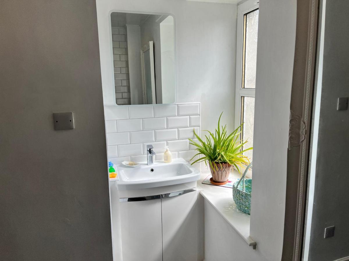 St John'S Town Of Dalry Glentress Apartment 1 ภายนอก รูปภาพ